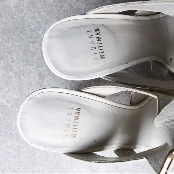 Stuart Weitzman White Snake Print Leather Sandal - Picture 6 of 6